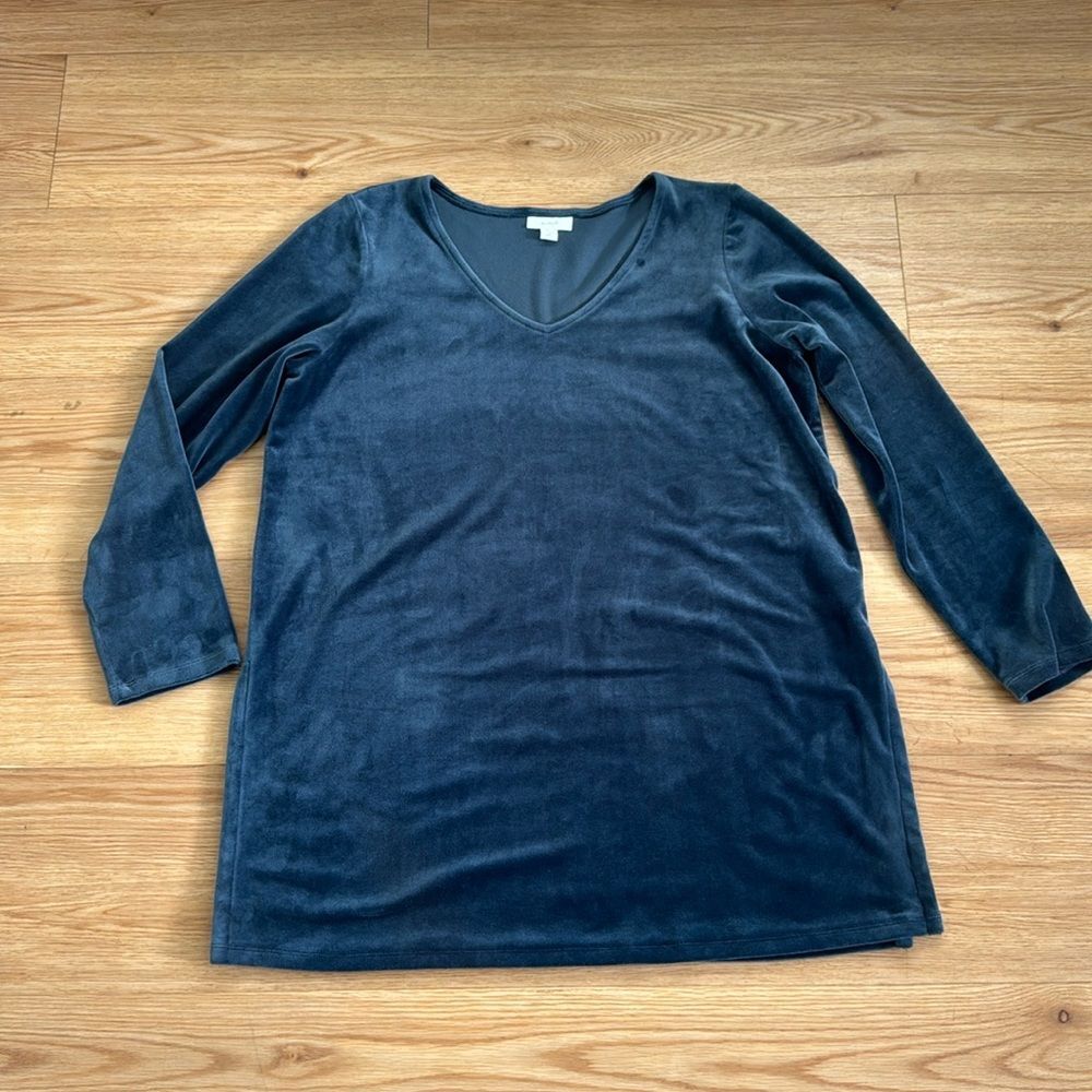 J. Jill Pure Jill Women's Blue Velvet Tunic Blouse Medium V Neck Office Soft